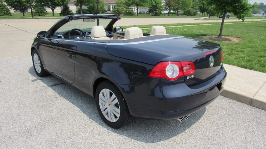 2008 Volkswagen Eos - Image 3 of 8