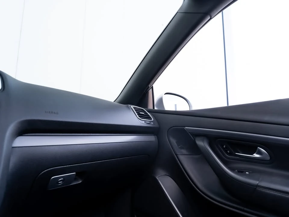 2008 Volkswagen Eos - Image 16 of 18