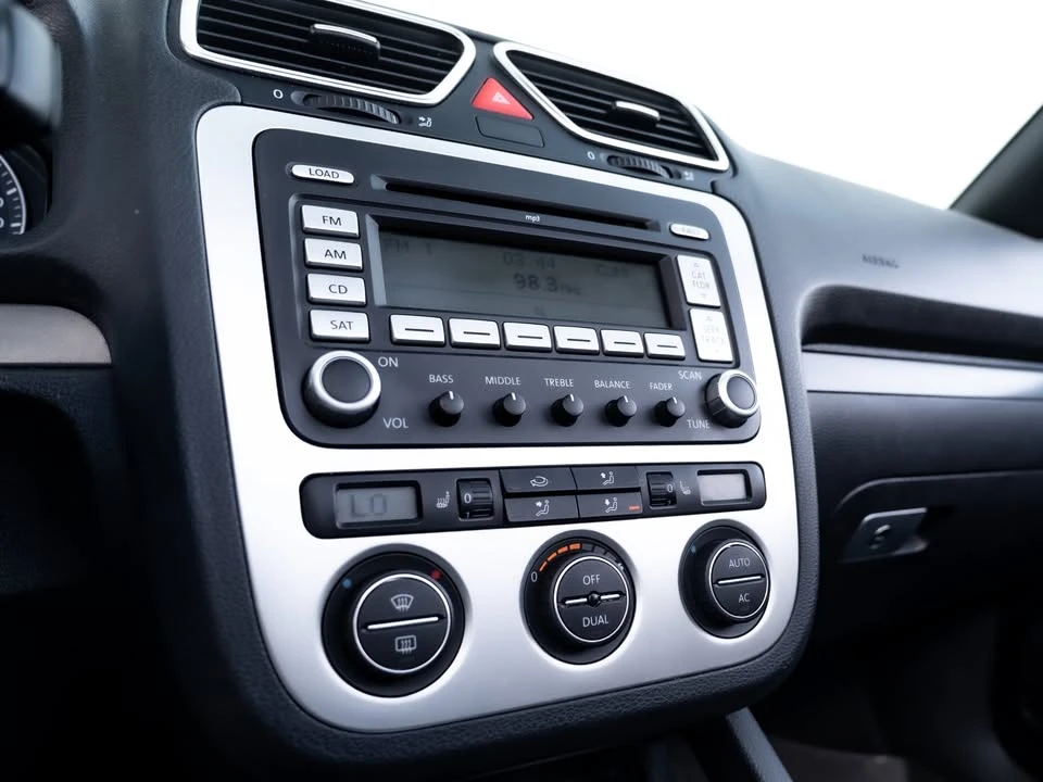 2008 Volkswagen Eos - Image 14 of 18