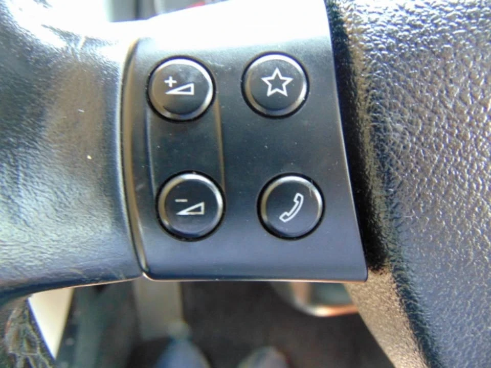 2008 Volkswagen Eos - Image 10 of 20