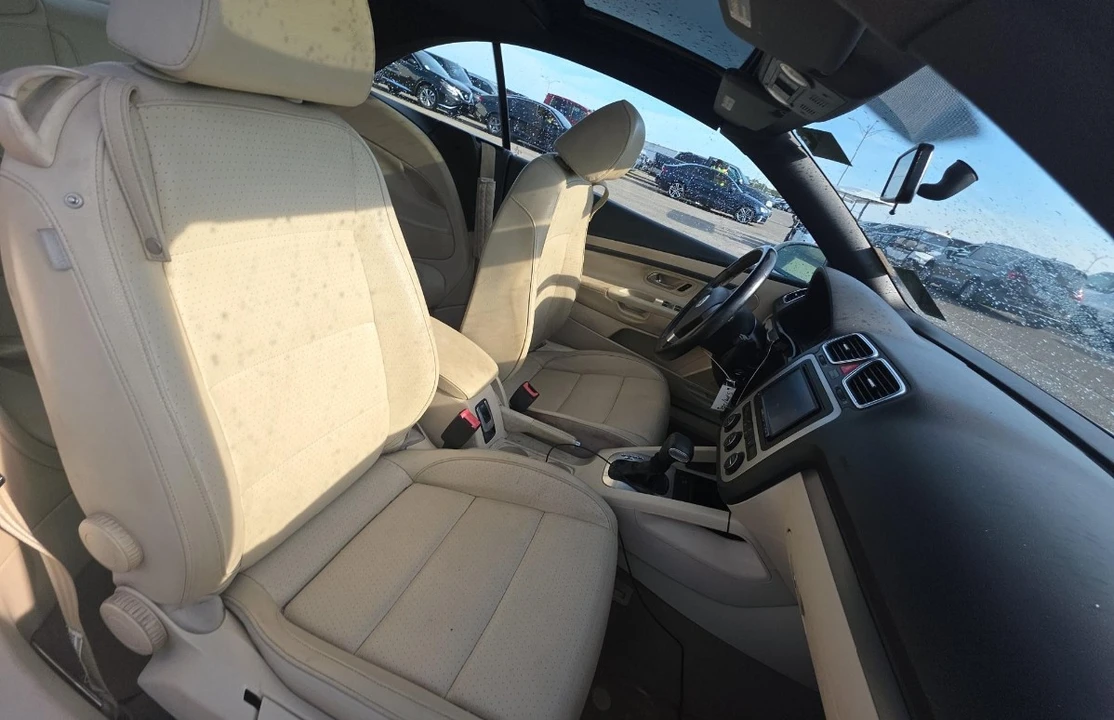 2008 Volkswagen Eos - Image 8 of 11