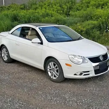 2008 Volkswagen Eos Lux Convertible 2D