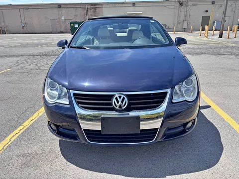 2008 Volkswagen Eos Lux Hard Top Convertible 2D