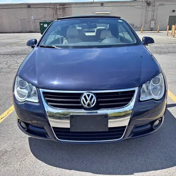 2008 Volkswagen Eos Lux Hard Top Convertible 2D