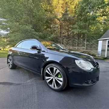 2008 Volkswagen Eos VR6 Hard Top Convertible 2D