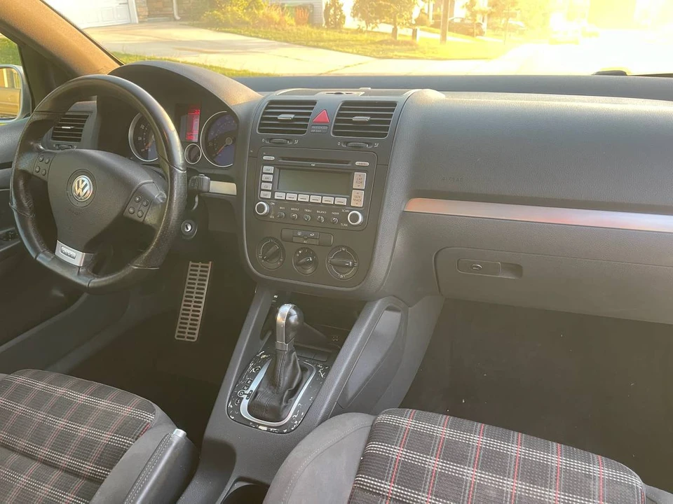 2008 Volkswagen GTI Mk5 - Image 4 of 8