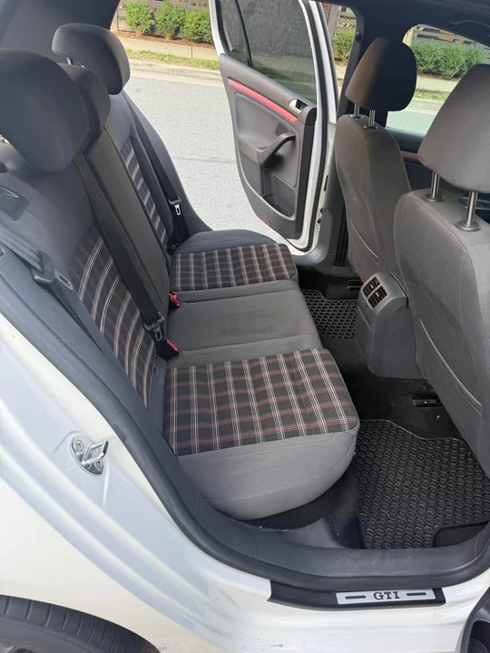 2008 Volkswagen GTI Mk5 - Image 5 of 8
