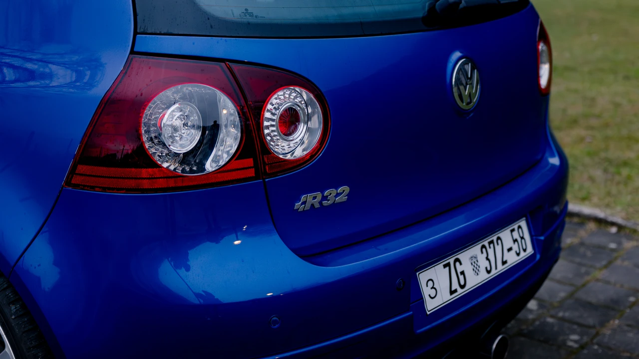 2008 Volkswagen R32 Mk5 - Image 13 of 31