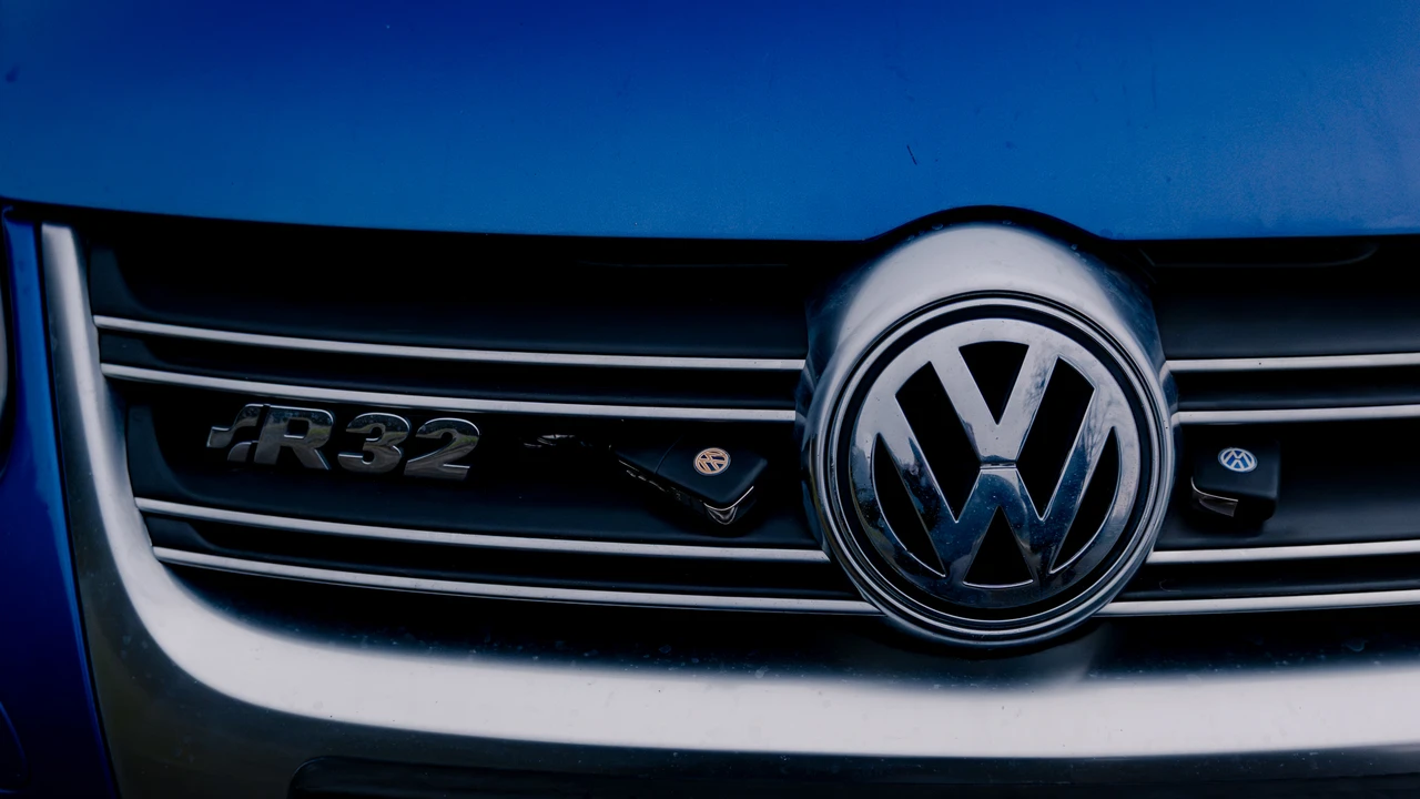 2008 Volkswagen R32 Mk5 - Image 14 of 31