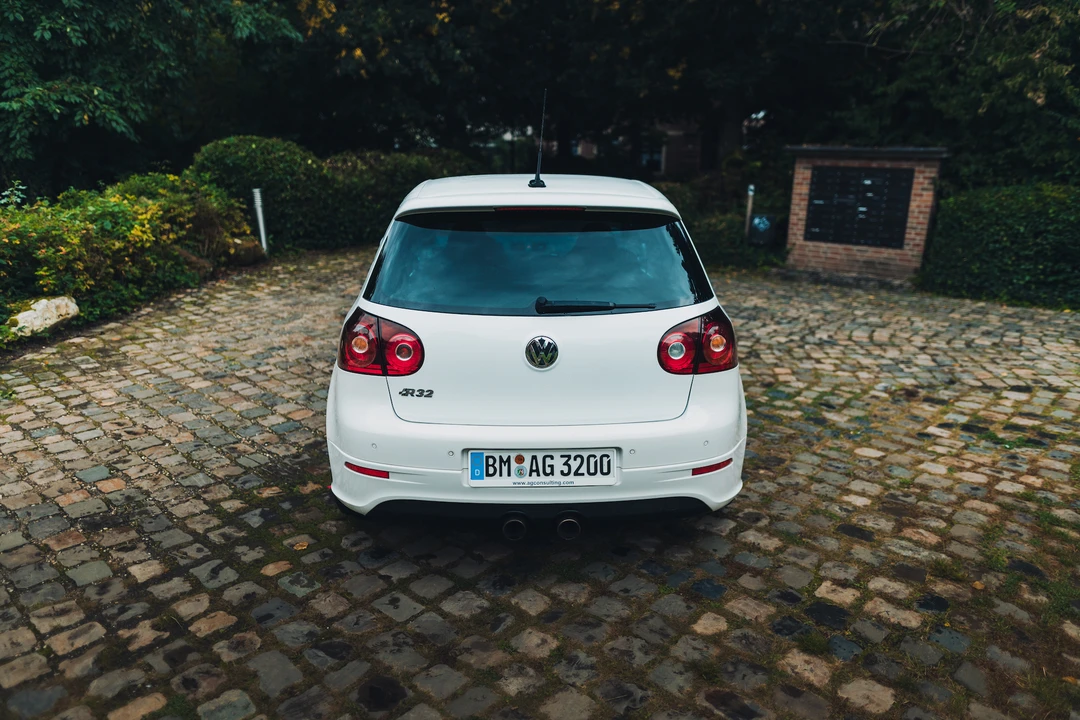 2009 Volkswagen R32 Mk5 - Image 6 of 31