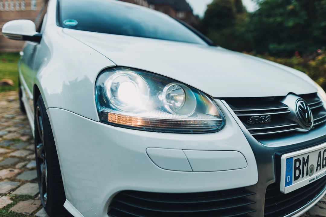 2009 Volkswagen R32 Mk5 - Image 21 of 31