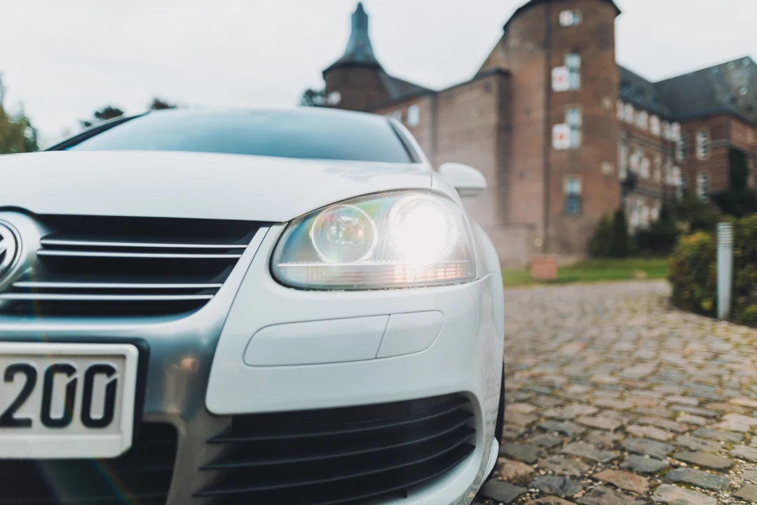 2009 Volkswagen R32 Mk5 - Image 22 of 31
