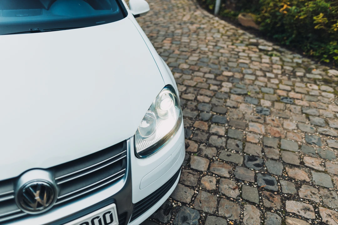 2009 Volkswagen R32 Mk5 - Image 25 of 31