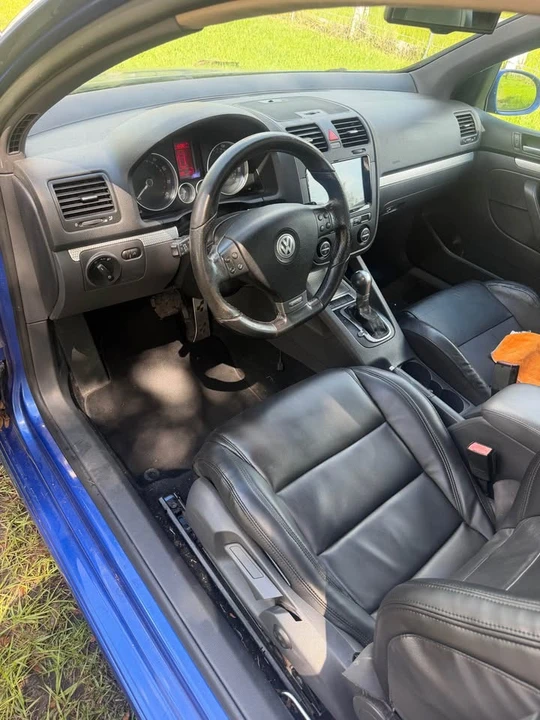 2008 Volkswagen R32 Mk5 - Image 11 of 16