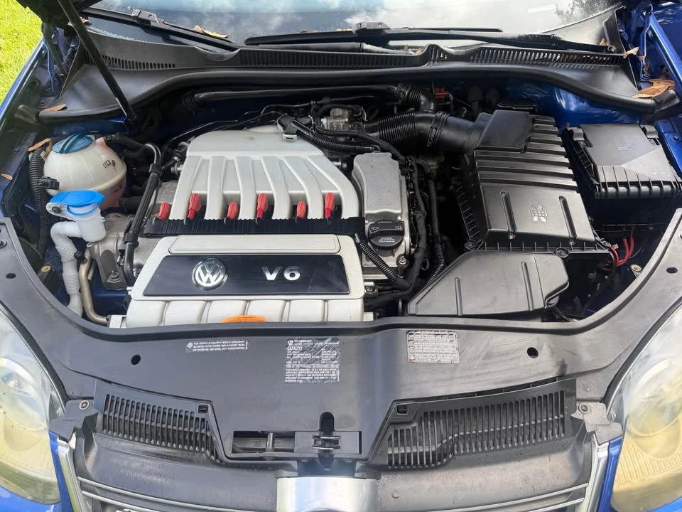 2008 Volkswagen R32 Mk5 - Image 12 of 16