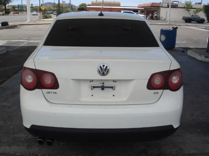 2008 Volkswagen Jetta - Image 3 of 8
