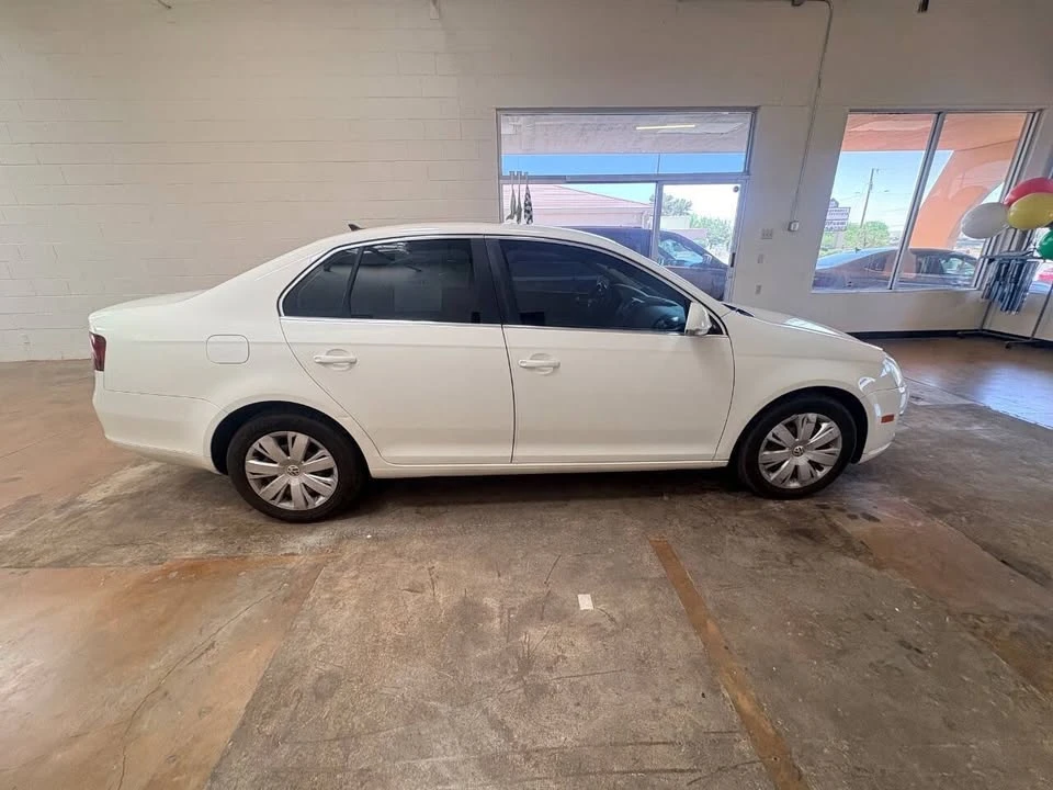 2008 Volkswagen A5 Jetta - Image 9 of 12