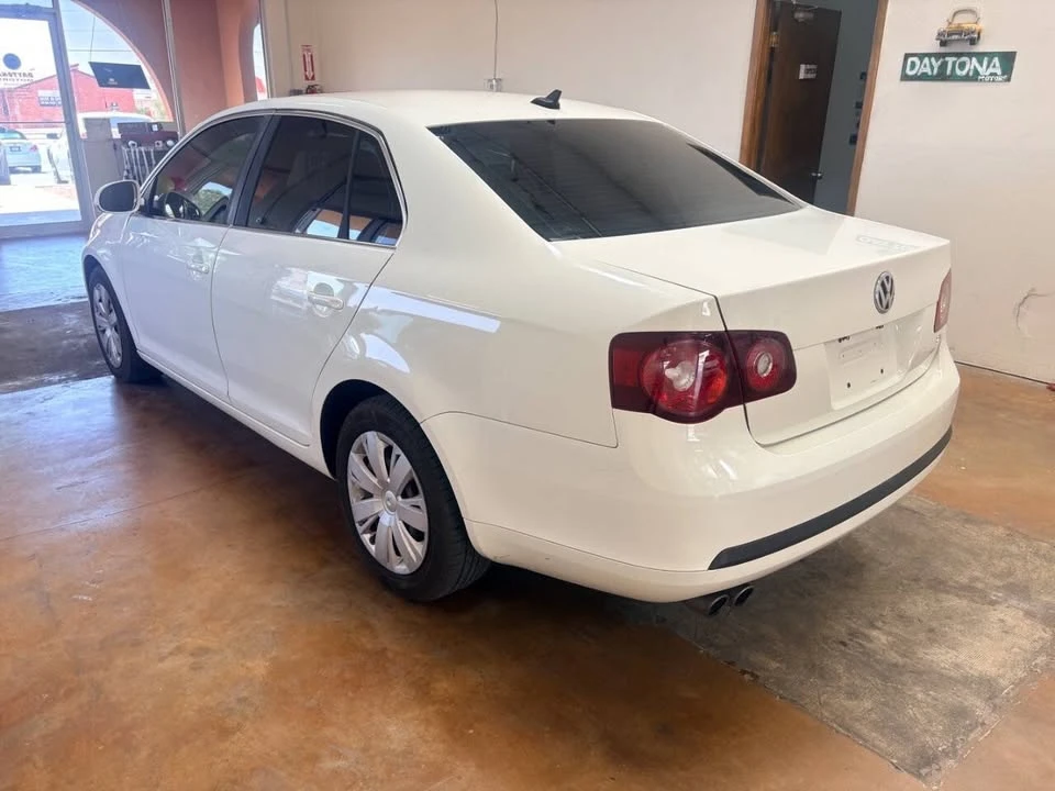 2008 Volkswagen A5 Jetta - Image 6 of 12