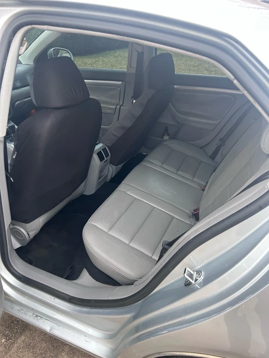 2008 Volkswagen A5 Jetta - Image 7 of 14