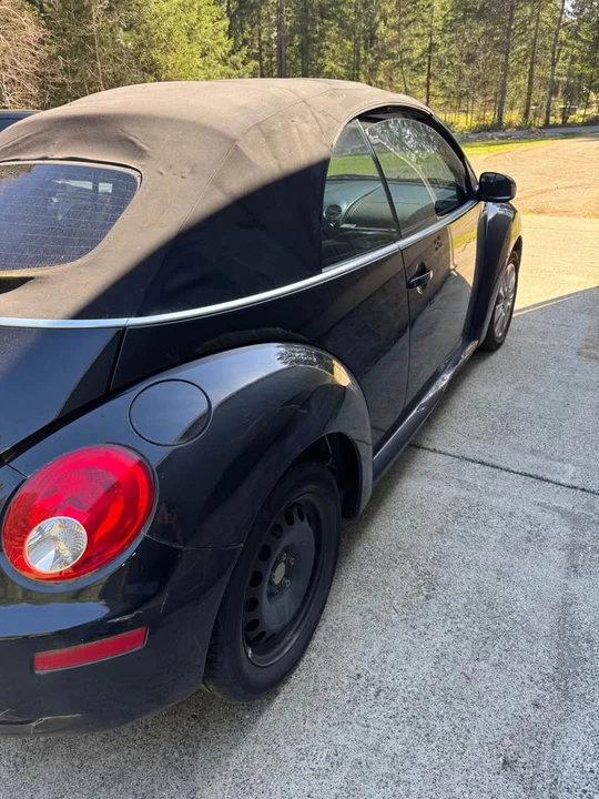 2008 Volkswagen New Beetle - Image 16 of 16