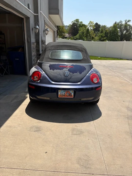 2008 Volkswagen New Beetle - Image 2 of 8