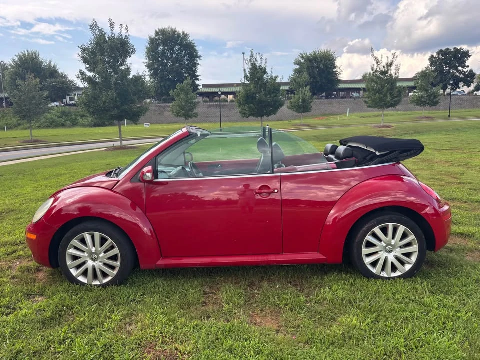 2008 Volkswagen New Beetle - Image 7 of 16
