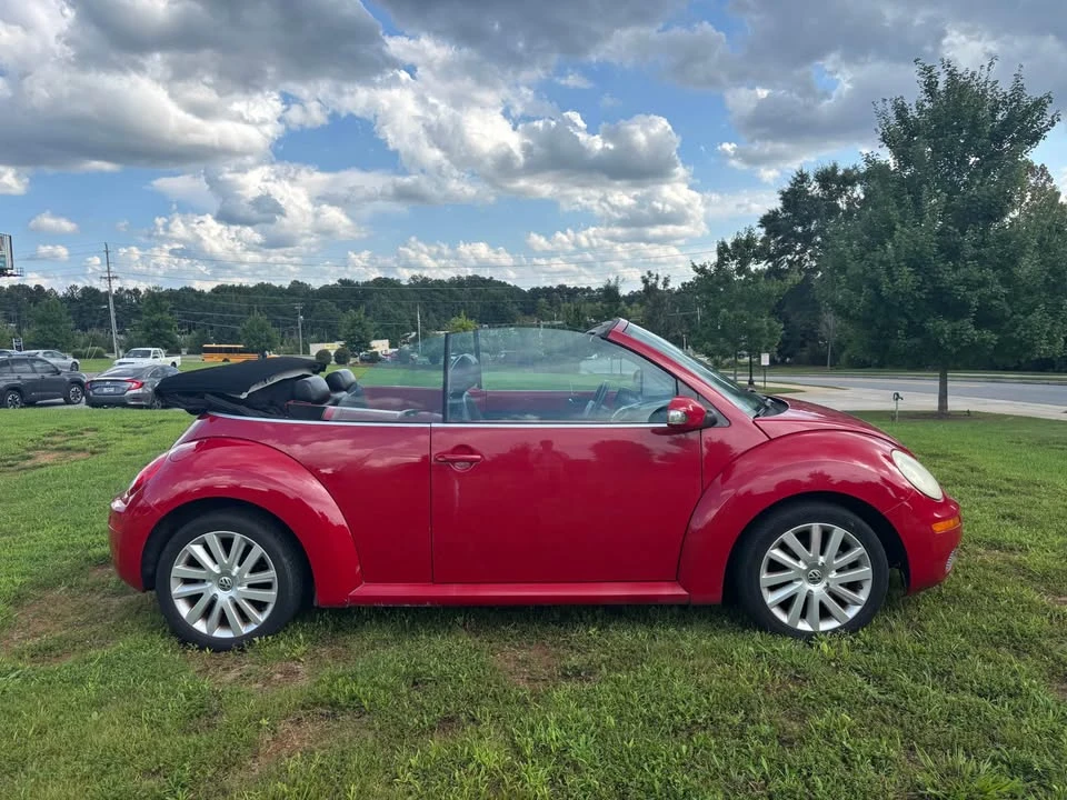 2008 Volkswagen New Beetle - Image 4 of 16