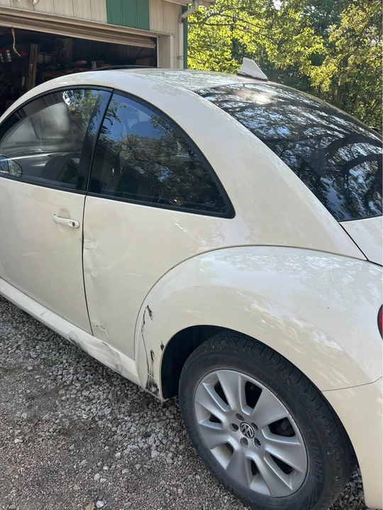 2008 Volkswagen New Beetle - Image 12 of 15