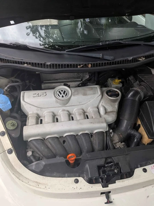 2008 Volkswagen New Beetle - Image 8 of 9