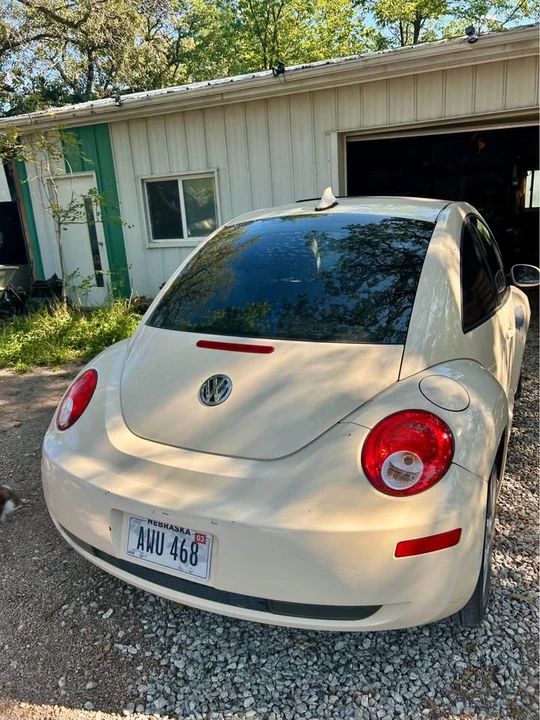 2008 Volkswagen New Beetle - Image 5 of 14