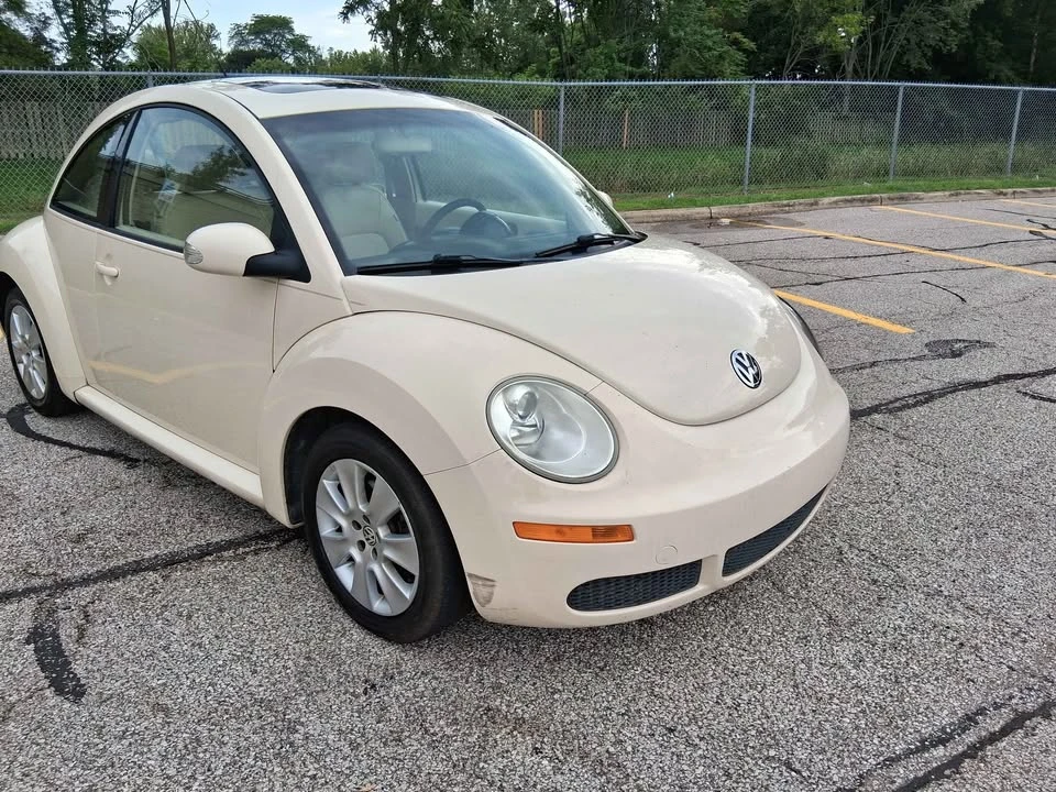 2008 Volkswagen New Beetle - Image 3 of 12
