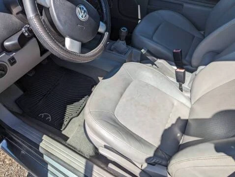 2008 Volkswagen New Beetle - Image 9 of 19