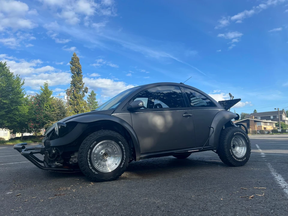 2008 Volkswagen New Beetle - Image 14 of 31