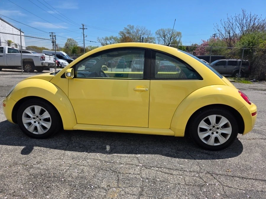 2008 Volkswagen New Beetle - Image 2 of 8