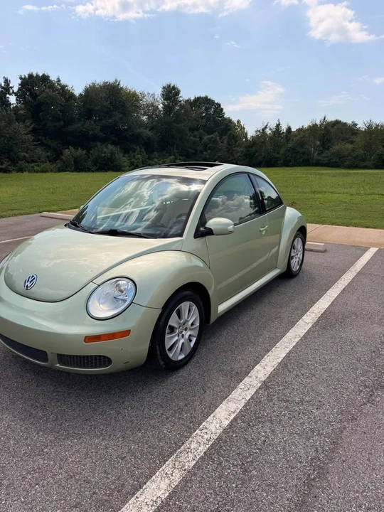 2008 Volkswagen New Beetle - Image 14 of 15