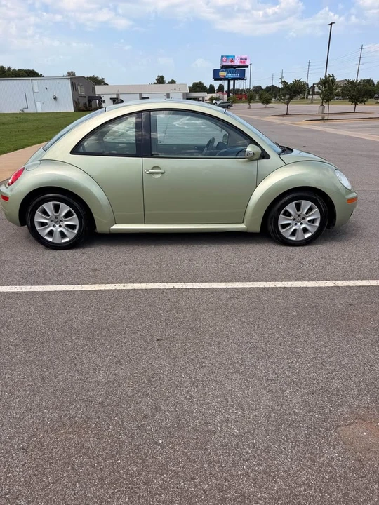 2008 Volkswagen New Beetle - Image 4 of 15