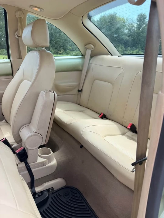 2008 Volkswagen New Beetle - Image 11 of 15