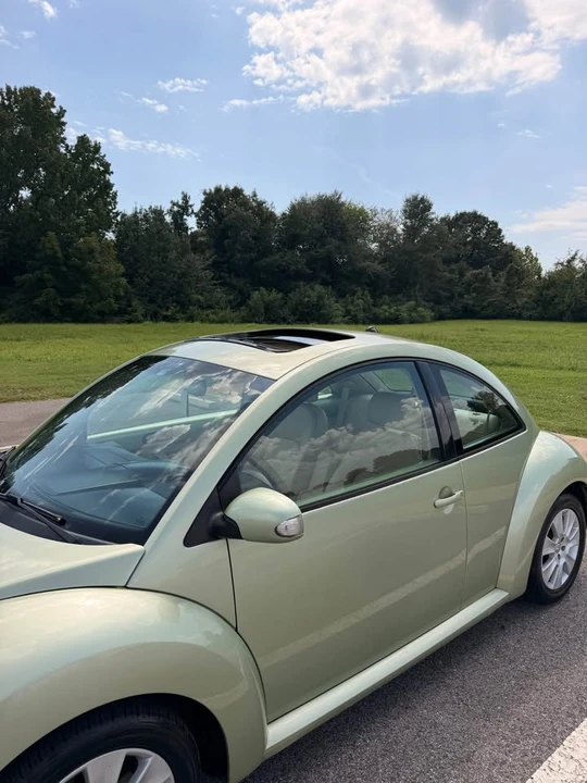 2008 Volkswagen New Beetle - Image 13 of 15