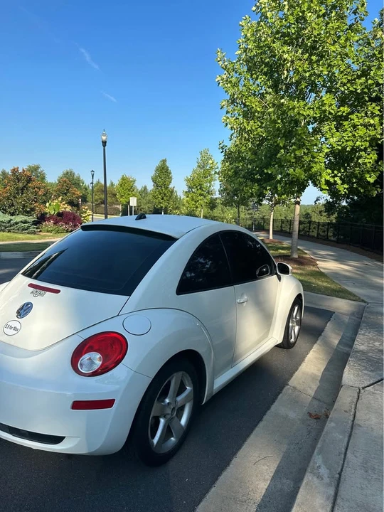 2008 Volkswagen New Beetle - Image 4 of 7