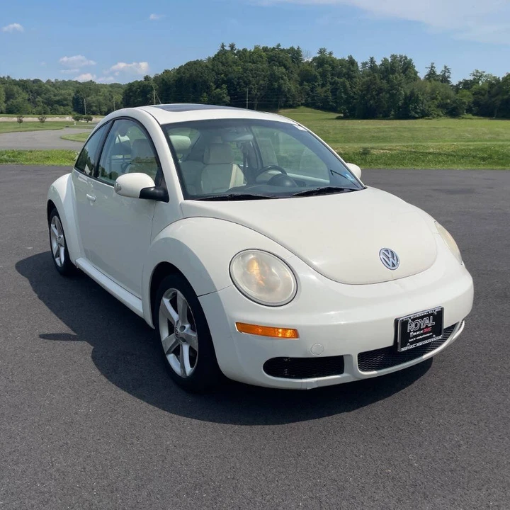 2008 Volkswagen New Beetle - Image 7 of 17