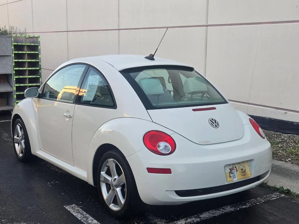2008 Volkswagen New Beetle - Image 4 of 20