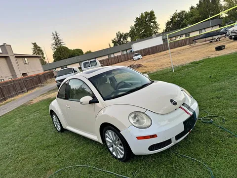 2008 Volkswagen New Beetle