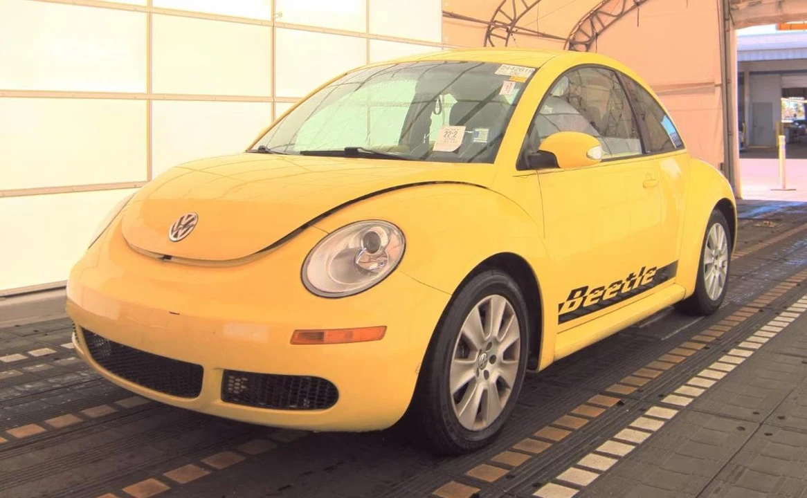 2008 Volkswagen New Beetle - Image 13 of 13