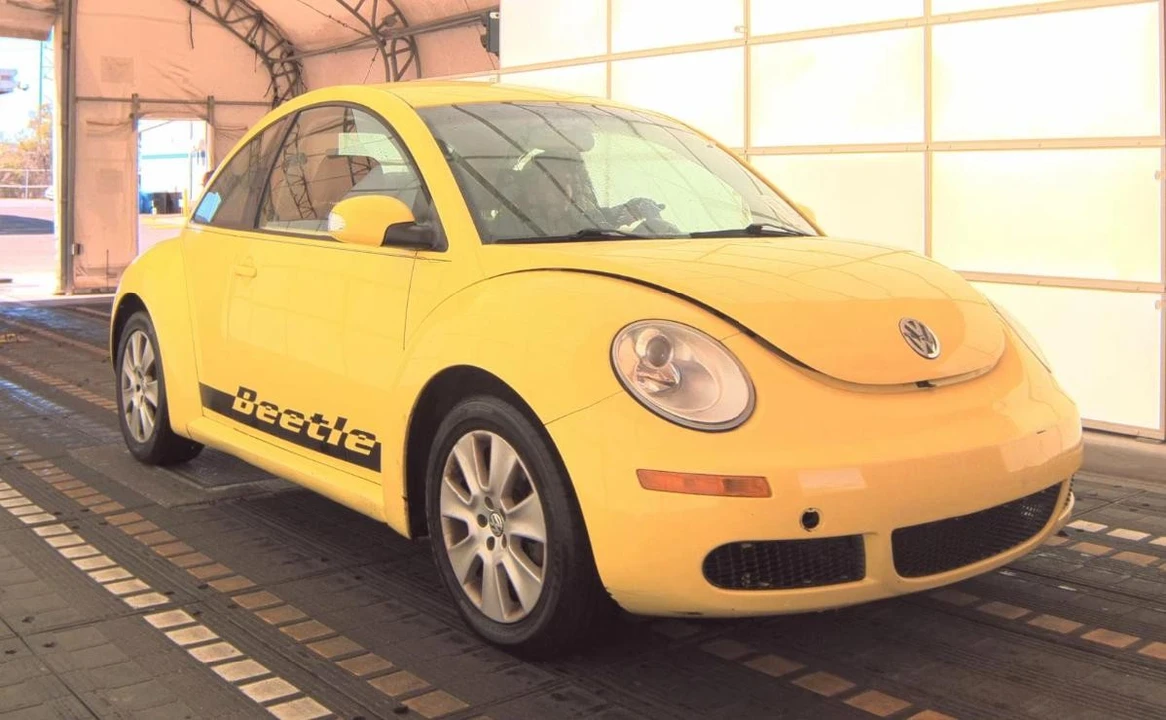 2008 Volkswagen New Beetle - Image 3 of 13