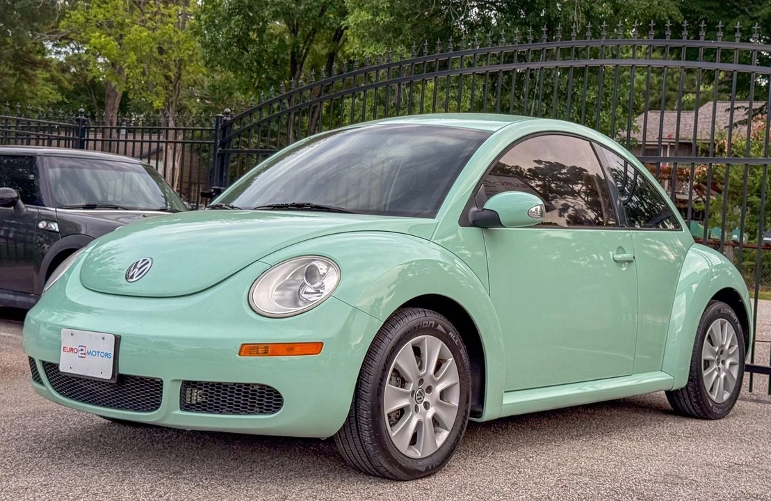 2008 Volkswagen New Beetle - Image 4 of 12