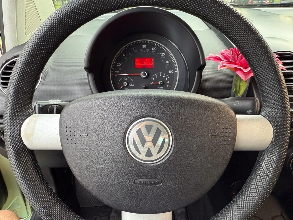 2008 Volkswagen New Beetle - Image 12 of 12