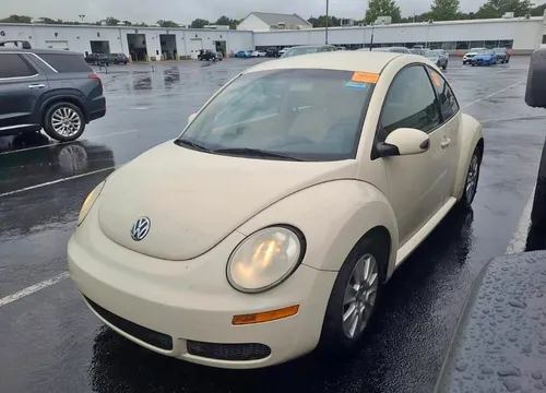 2008 Volkswagen New Beetle S Hatchback 2D