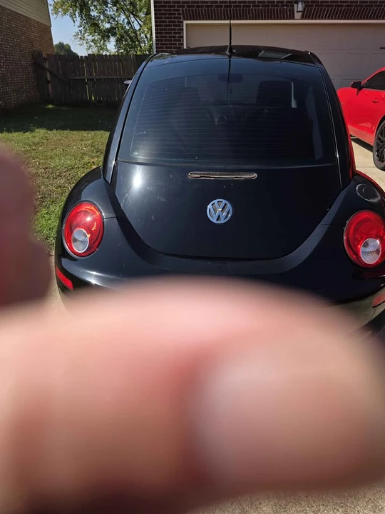 2008 Volkswagen New Beetle - Image 3 of 13