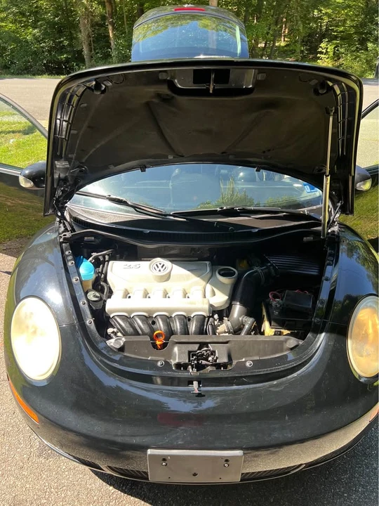 2008 Volkswagen New Beetle - Image 5 of 20