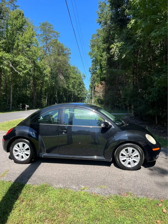2008 Volkswagen New Beetle - Image 8 of 20